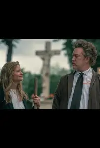 С ног на голову (сериал 2025)